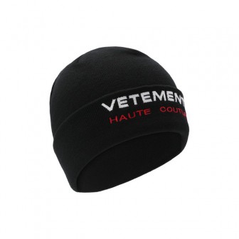 Шерстяная шапка VETEMENTS